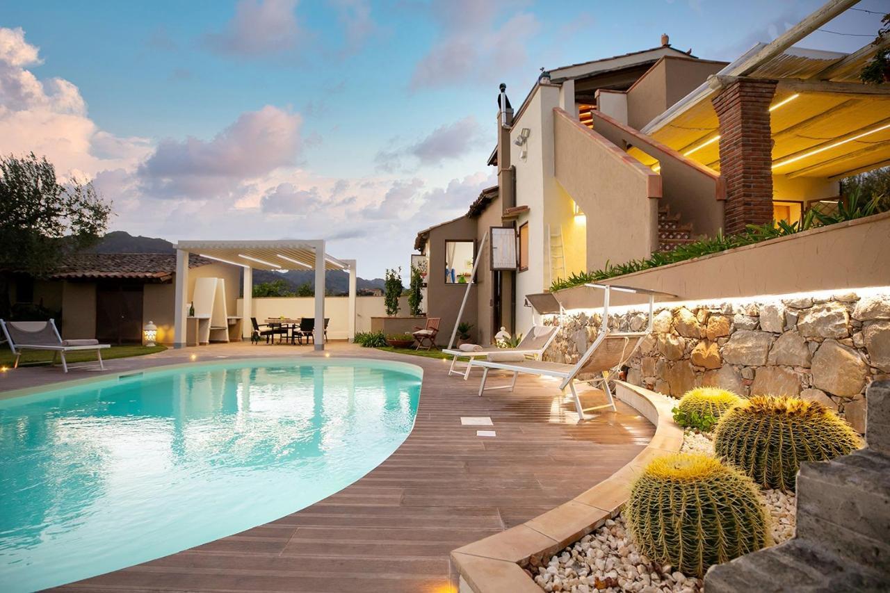 Villa Alcantara Di Charme Graniti Ngoại thất bức ảnh