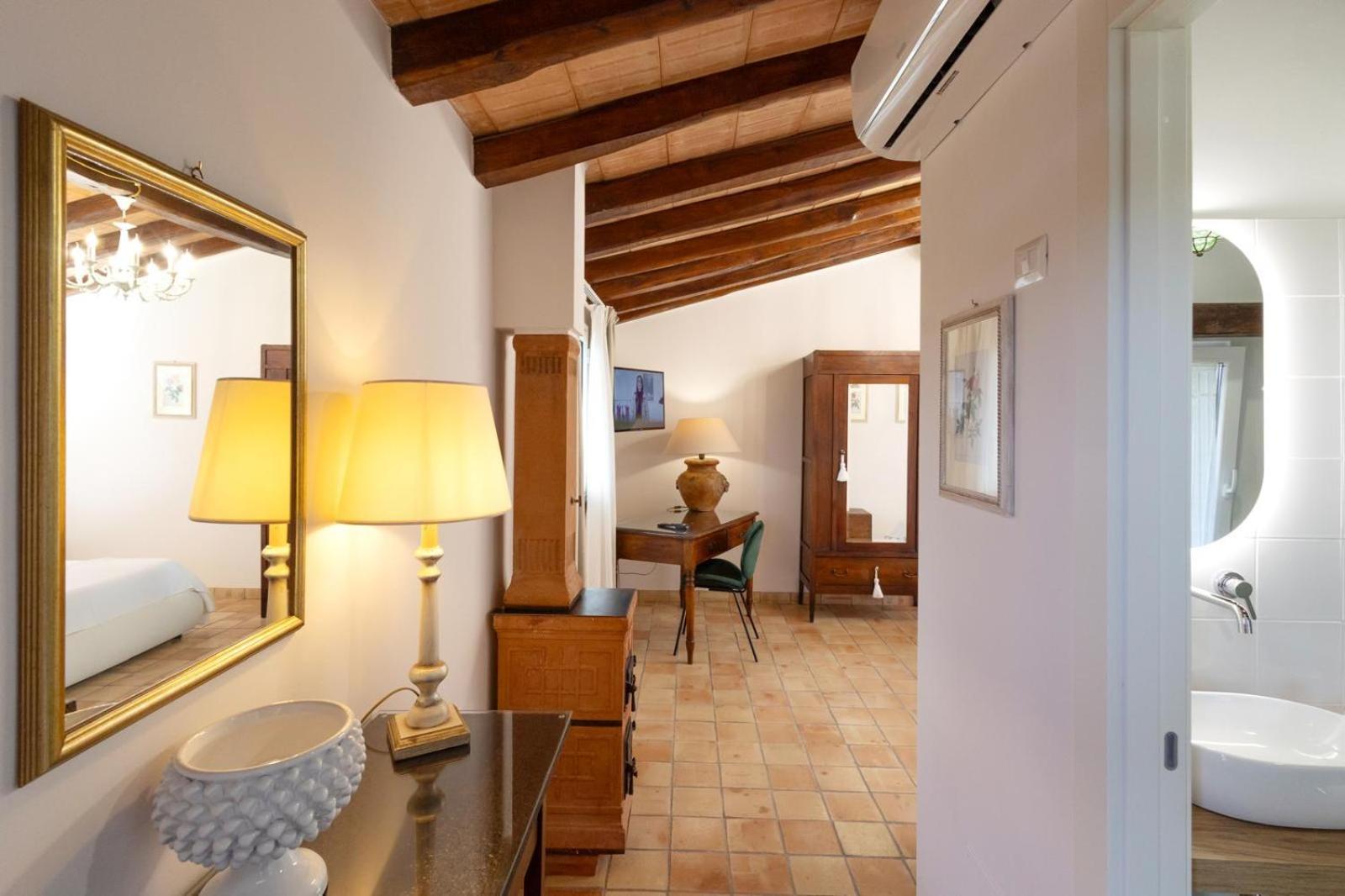 Villa Alcantara Di Charme Graniti Ngoại thất bức ảnh